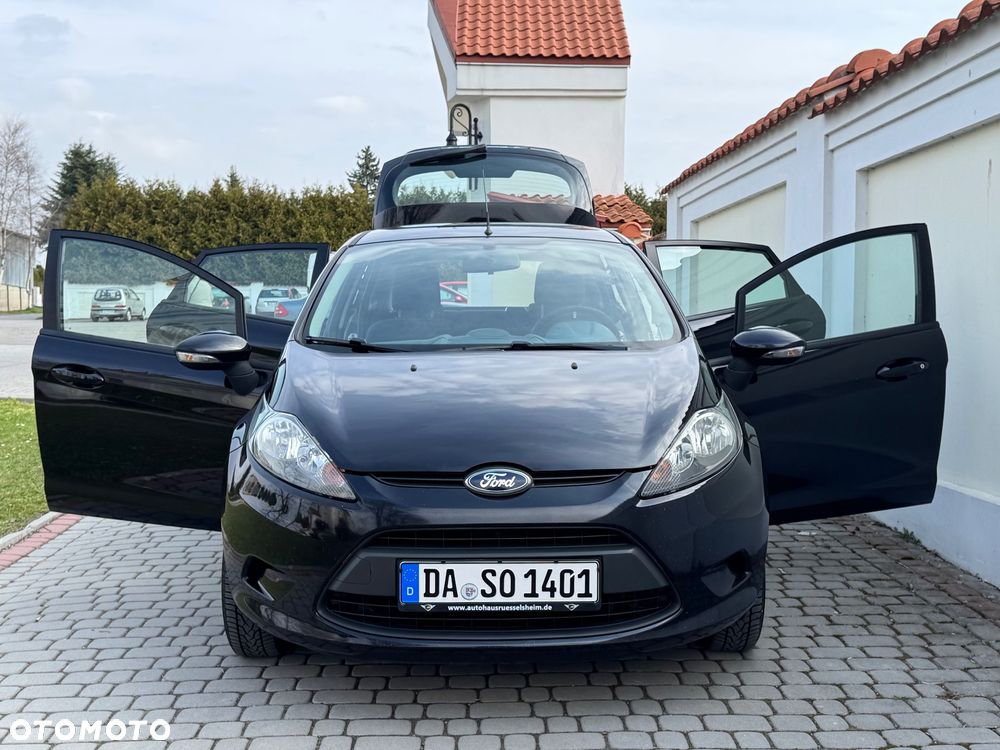 Ford Fiesta - 12