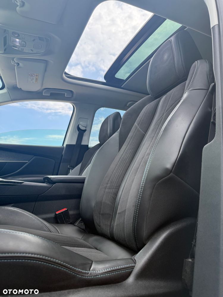 Peugeot 3008 - 8