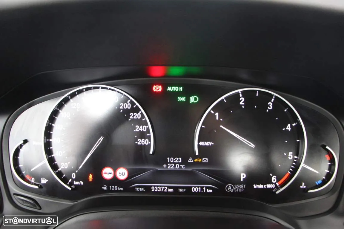 BMW 320 d Auto - 8