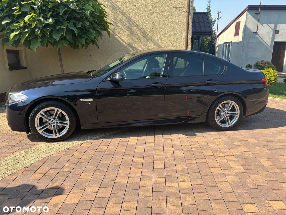 BMW Seria 5 518d - 14