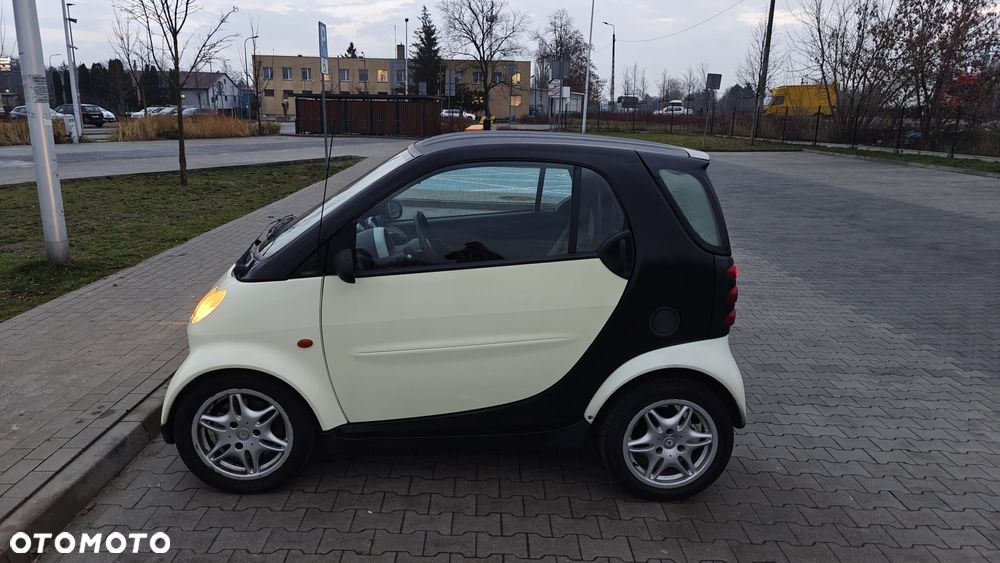Smart Fortwo softtouch pure cdi - 11