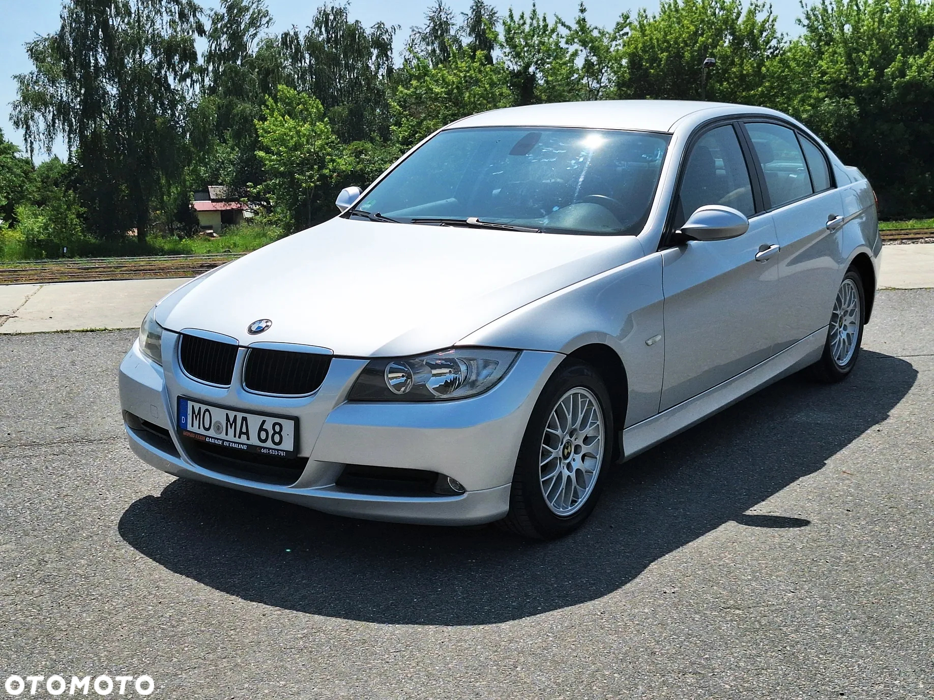 BMW Seria 3 318i - 21