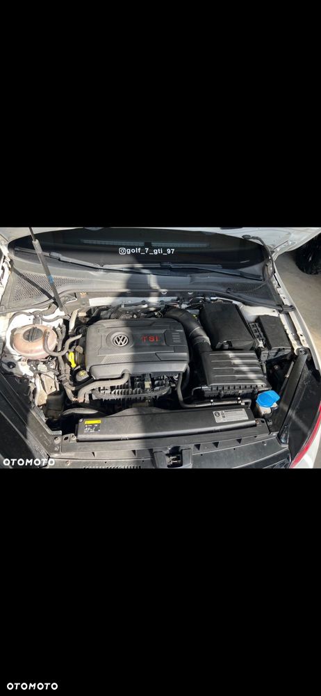 Volkswagen Golf - 15