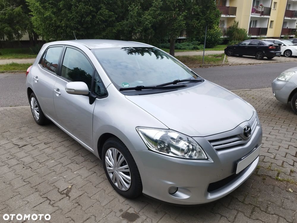 Toyota Auris 1.33 VVT-i Terra - 8