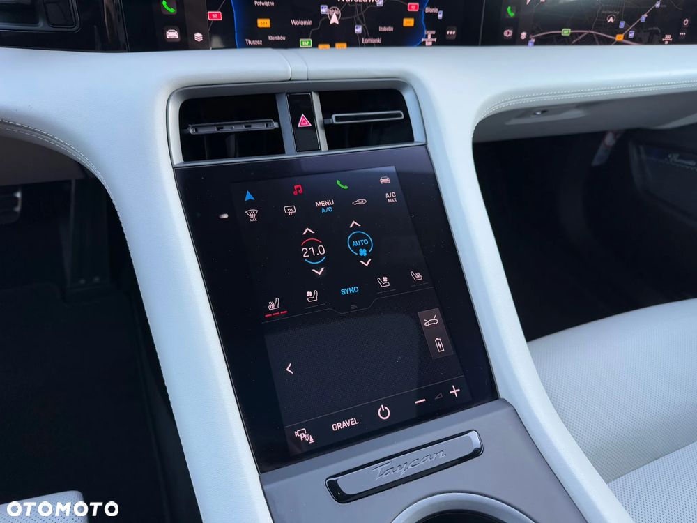 Porsche Taycan Turbo S Cross Turismo - 22