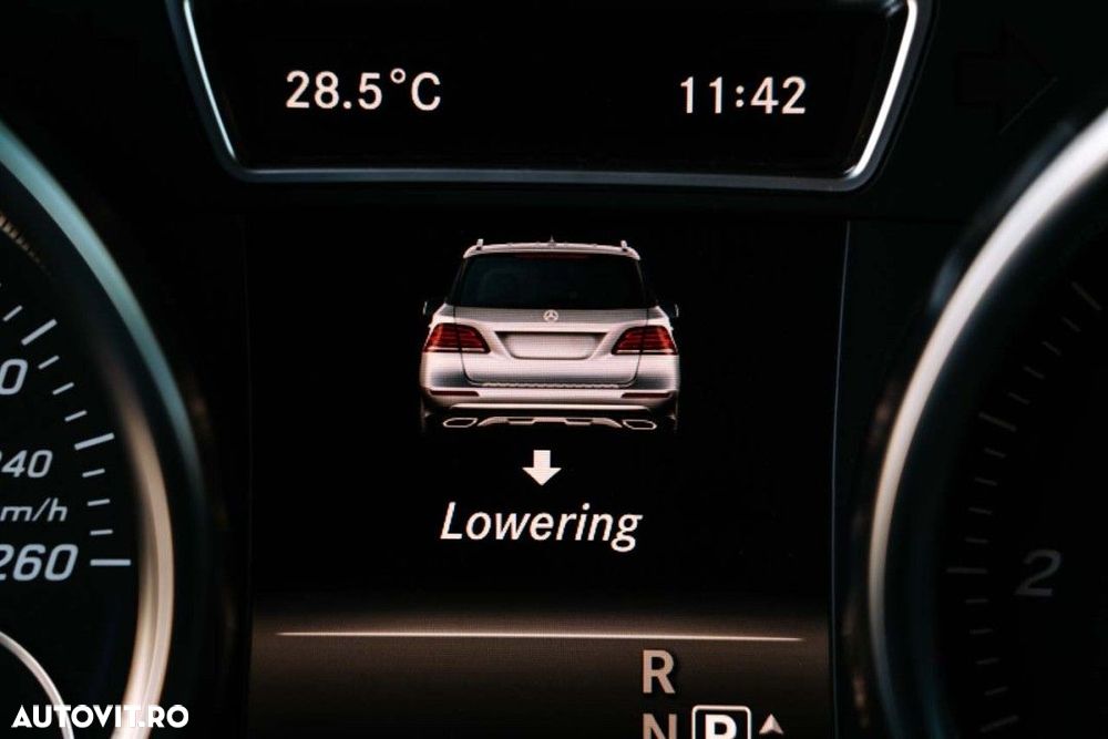 Mercedes-Benz GLE 250 d - 23