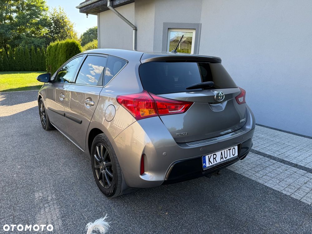 Toyota Auris 2.0 D-4D Prestige - 5