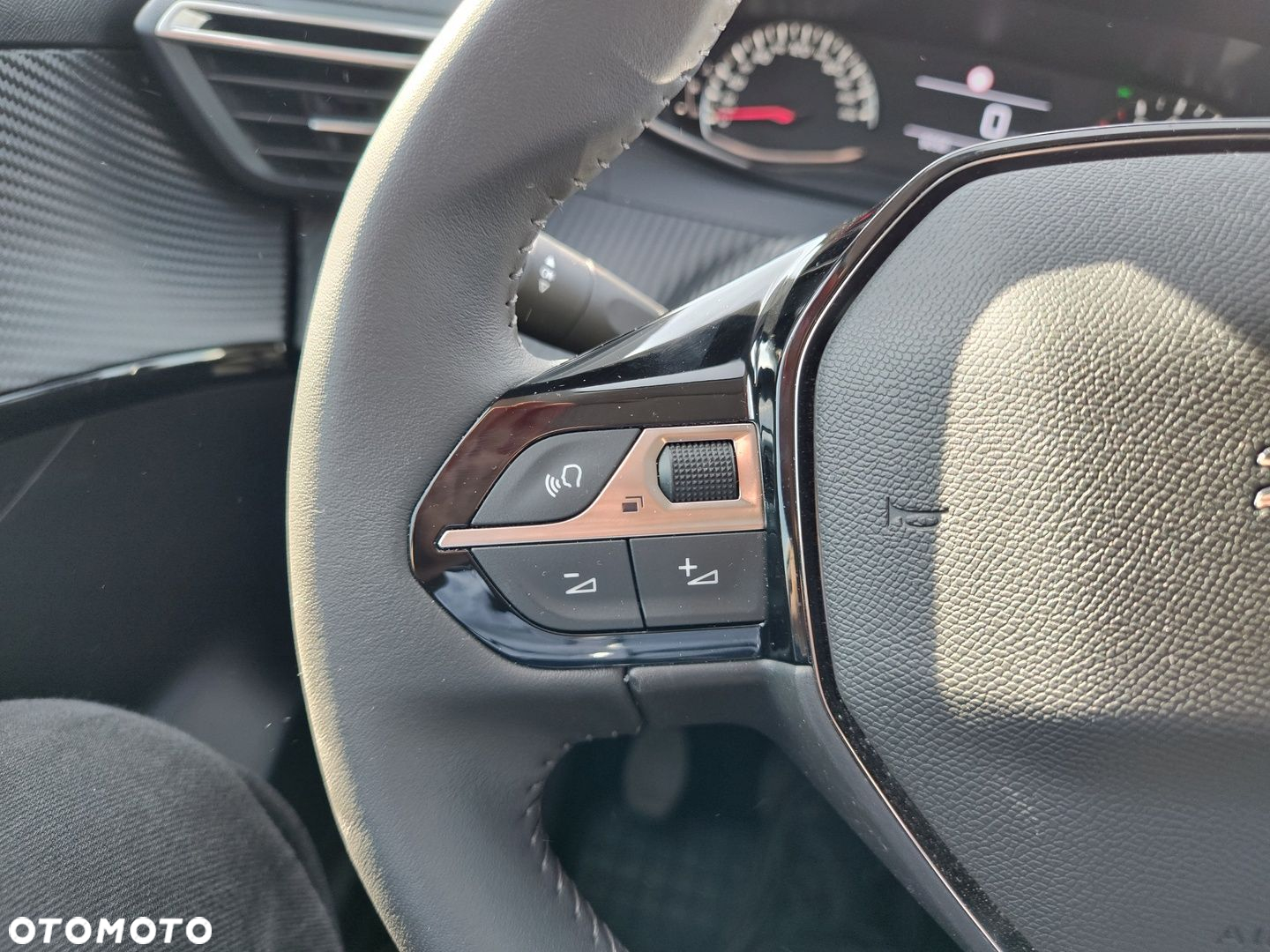 Peugeot 208 1.2 PureTech Active Pack S&S - 15