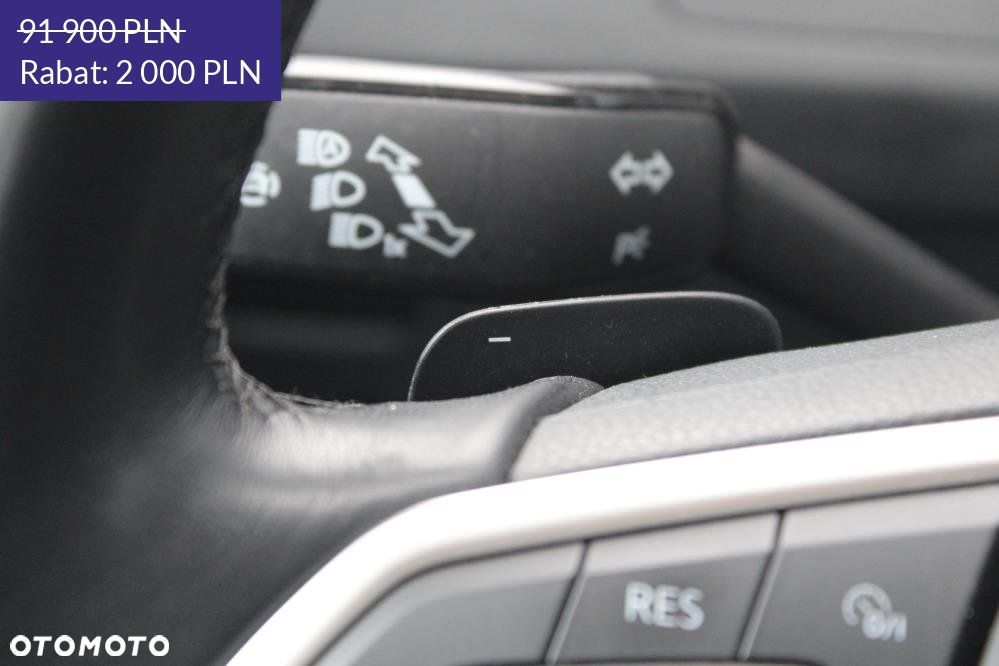 Volkswagen Passat - 32