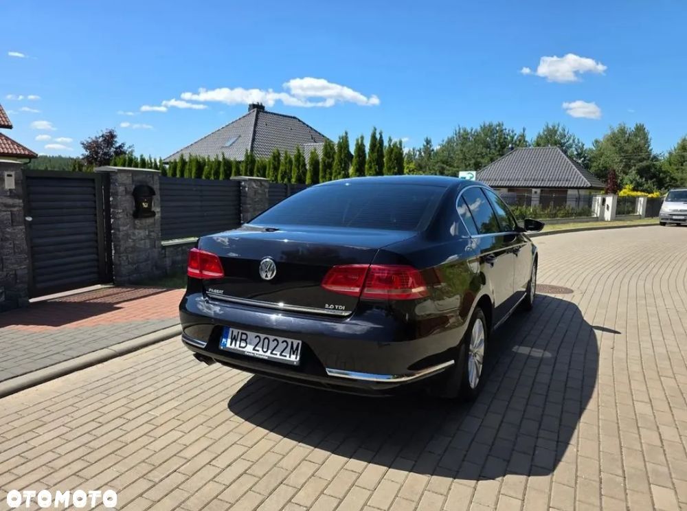 Volkswagen Passat 2.0 TDI Comfortline - 10