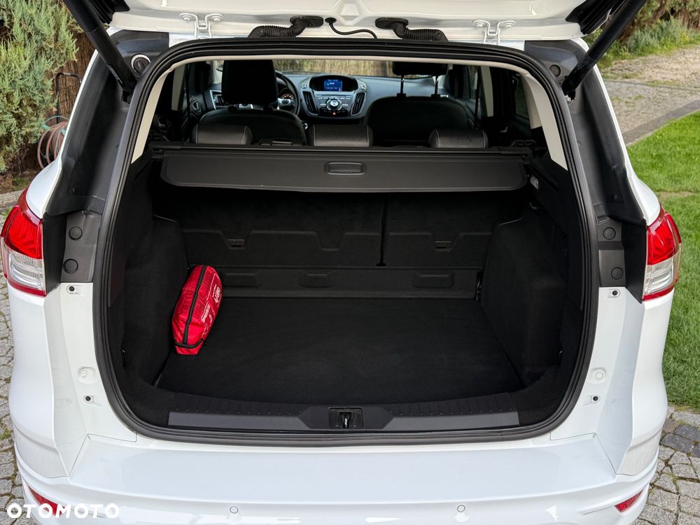 Ford Kuga 2.0 TDCi 4x4 Titanium - 26