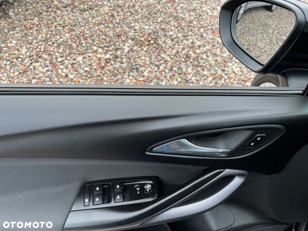 Opel Astra - 16