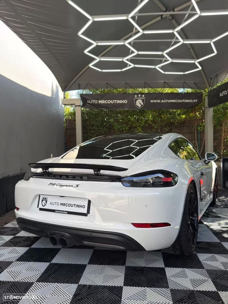 Porsche 718 Cayman 2.5 S PDK — fotografia 14