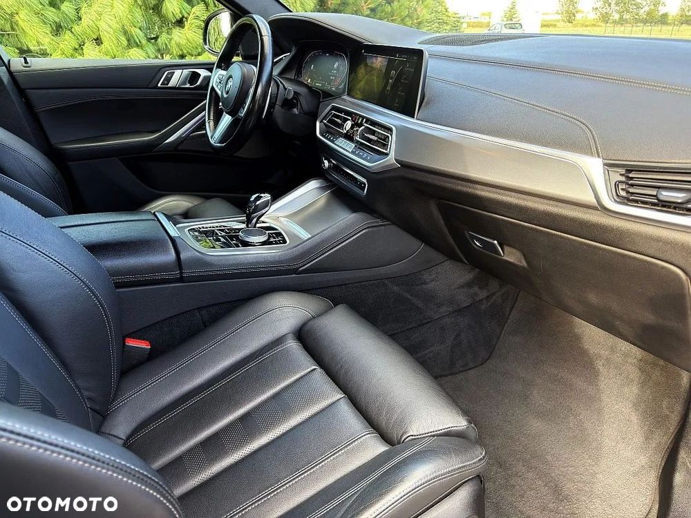 BMW X6 - 29