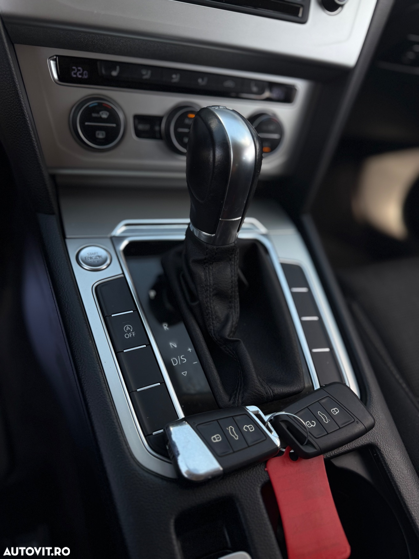 Volkswagen Passat Variant 2.0 TDI DSG Comfortline - 10