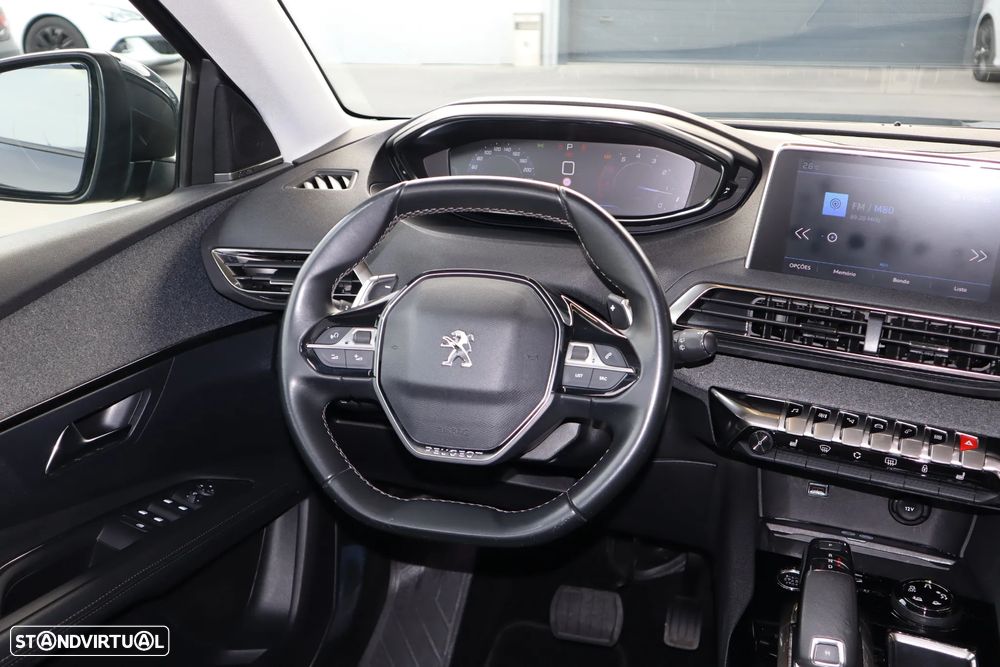 Peugeot 3008 PureTech 130 Stop & Start GPF EAT8 Roadtrip - 13