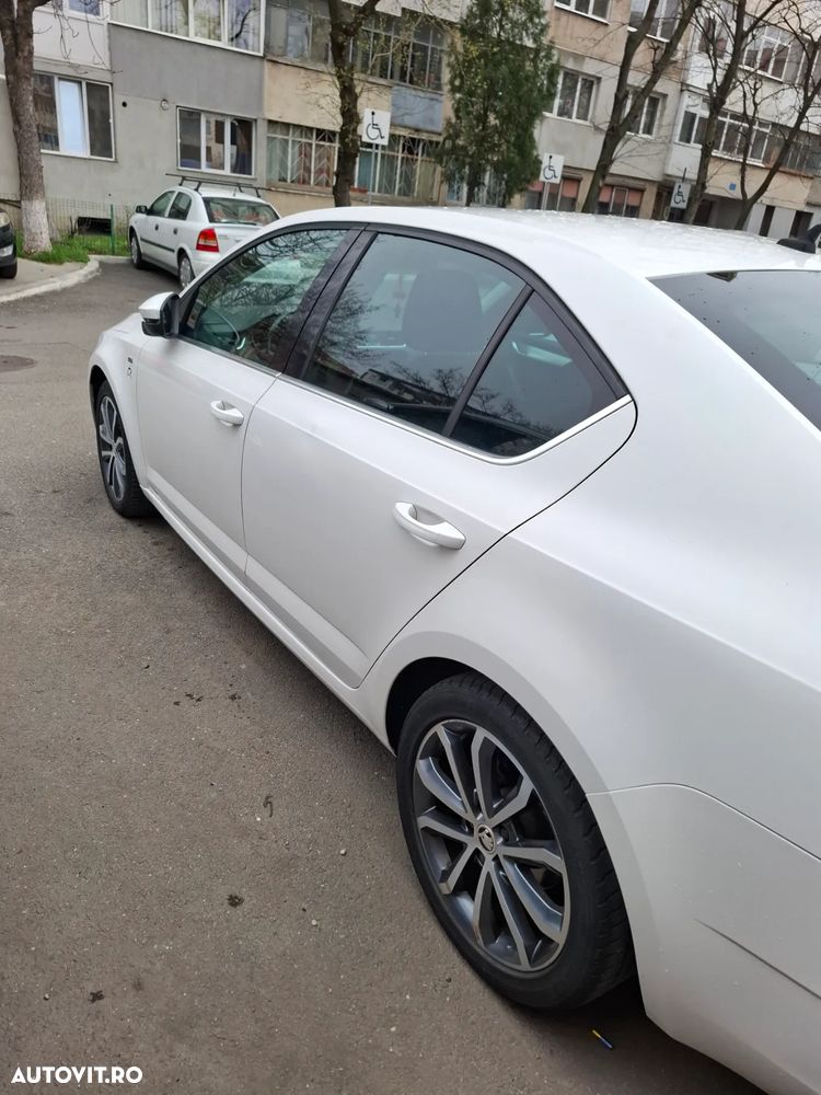 Skoda Octavia - 2