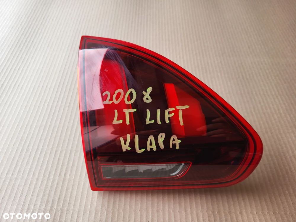 Lampa tylna lewa w klapę Peugeot 2008 LIFT - 1