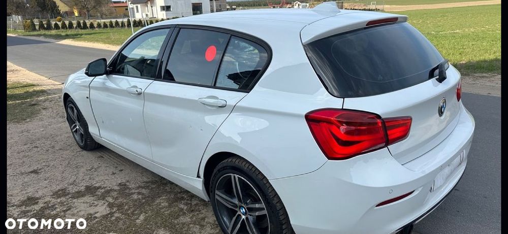 BMW Seria 1 120d xDrive Sport-Aut Sport Line - 2