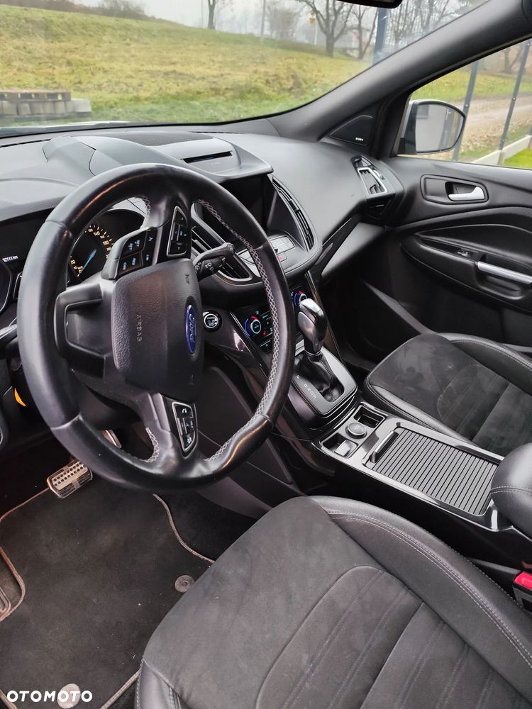 Ford Kuga 2.0 TDCi AWD ST-Line - 11