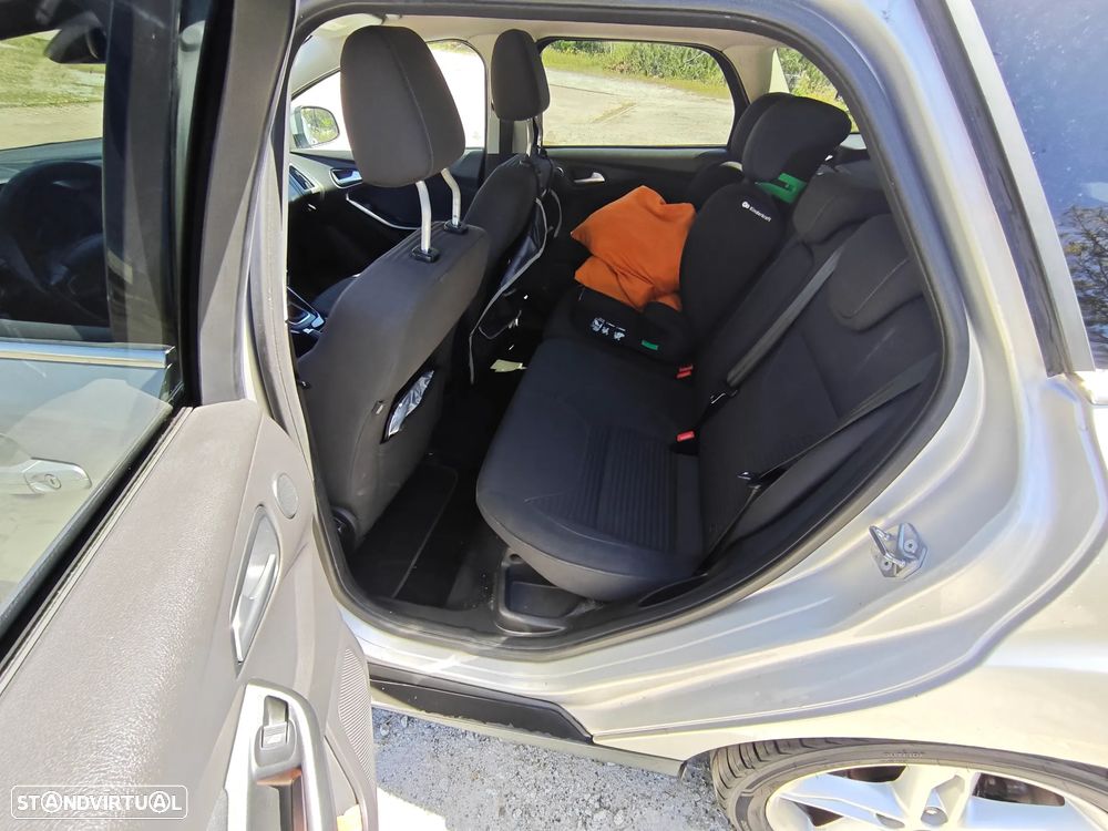 Ford Focus SW 1.5 TDCi Titanium - 13
