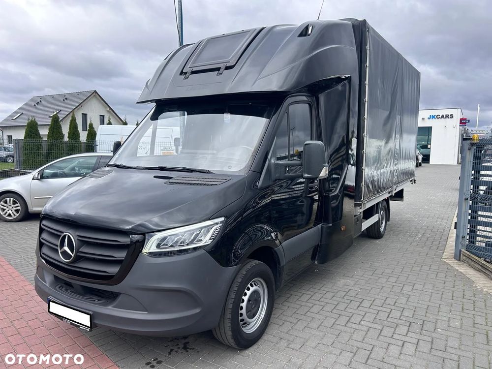 Mercedes-Benz Sprinter - 2