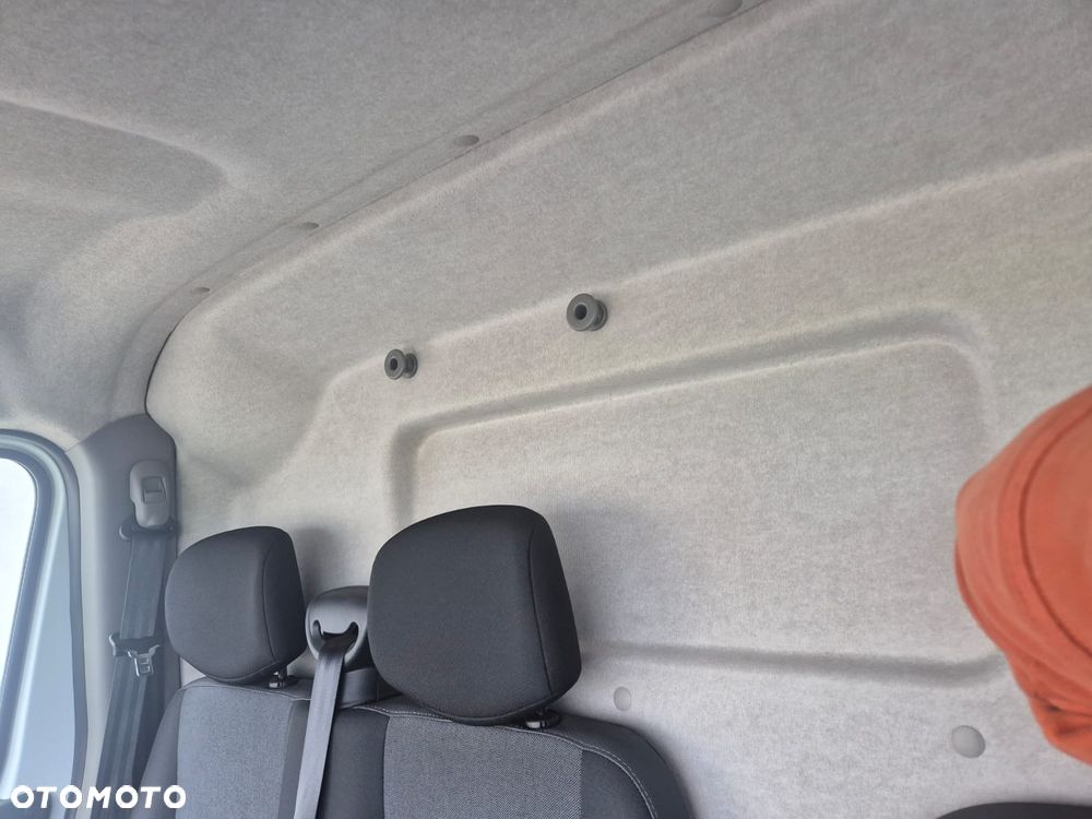 Renault Master - 20