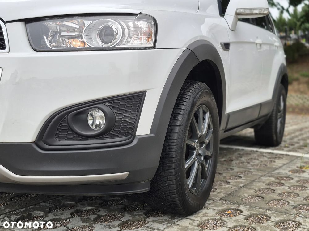 Chevrolet Captiva 2.2 D LT+ - 10