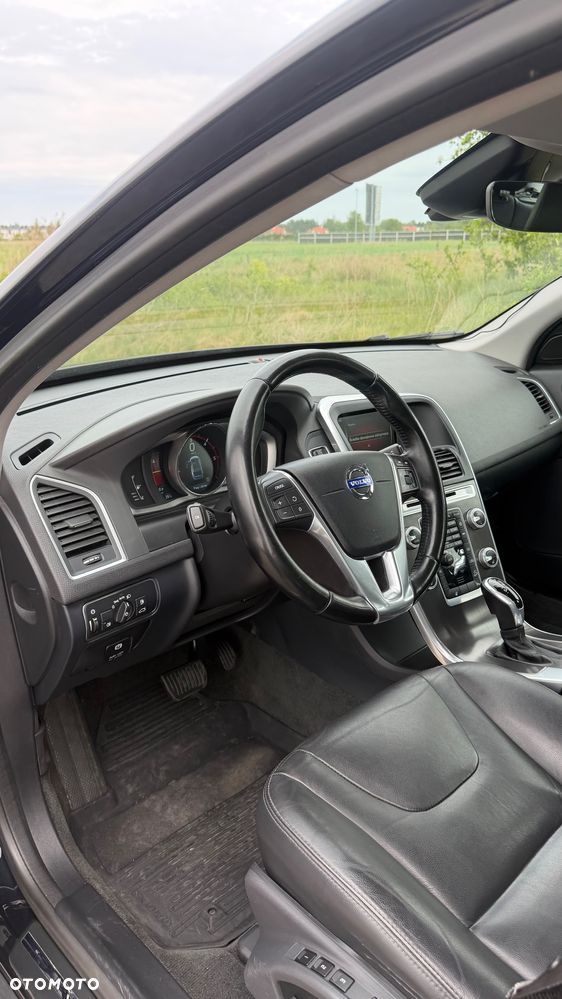 Volvo XC 60 D5 AWD Summum - 10