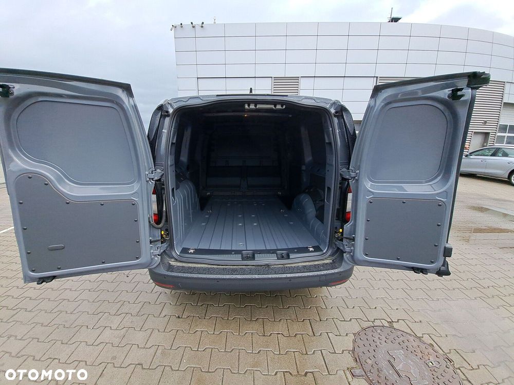 Volkswagen Caddy Maxi Cargo 2.0 TDI 122 KM / skrzynia biegów automatyczna - 28