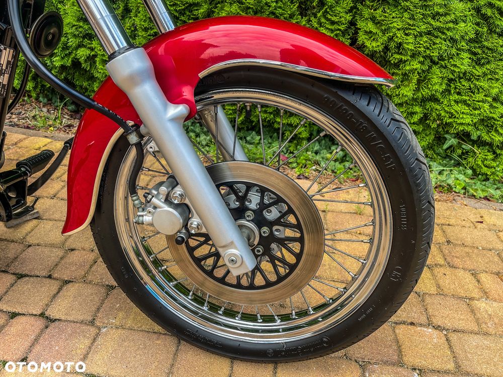 Suzuki Intruder - 7
