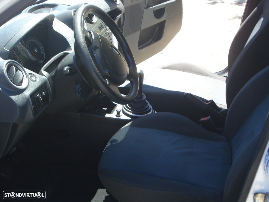 Ford Fiesta 1.4 TDCI Trend - 20