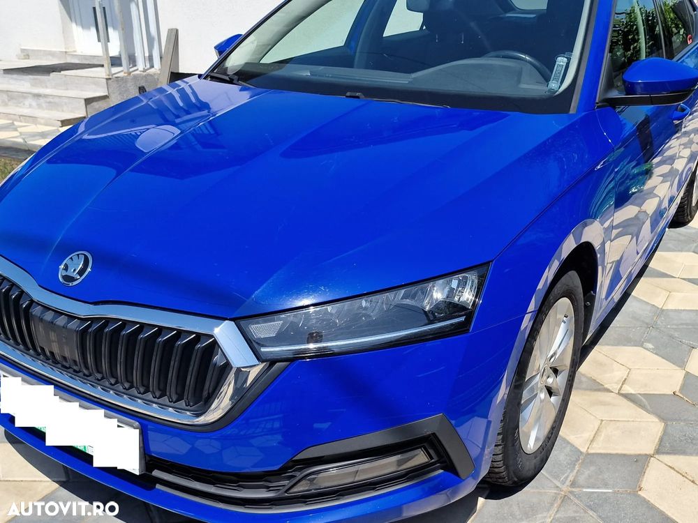 Skoda Octavia Combi 2.0 TDI DSG Ambition - 4