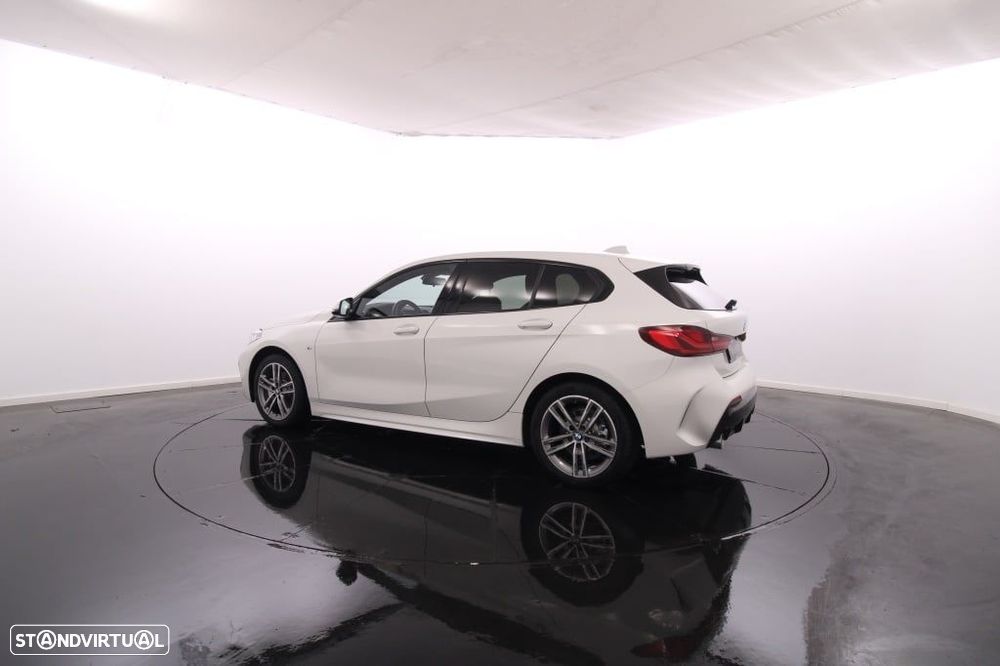 BMW 116 d Pack Desportivo M Auto - 4