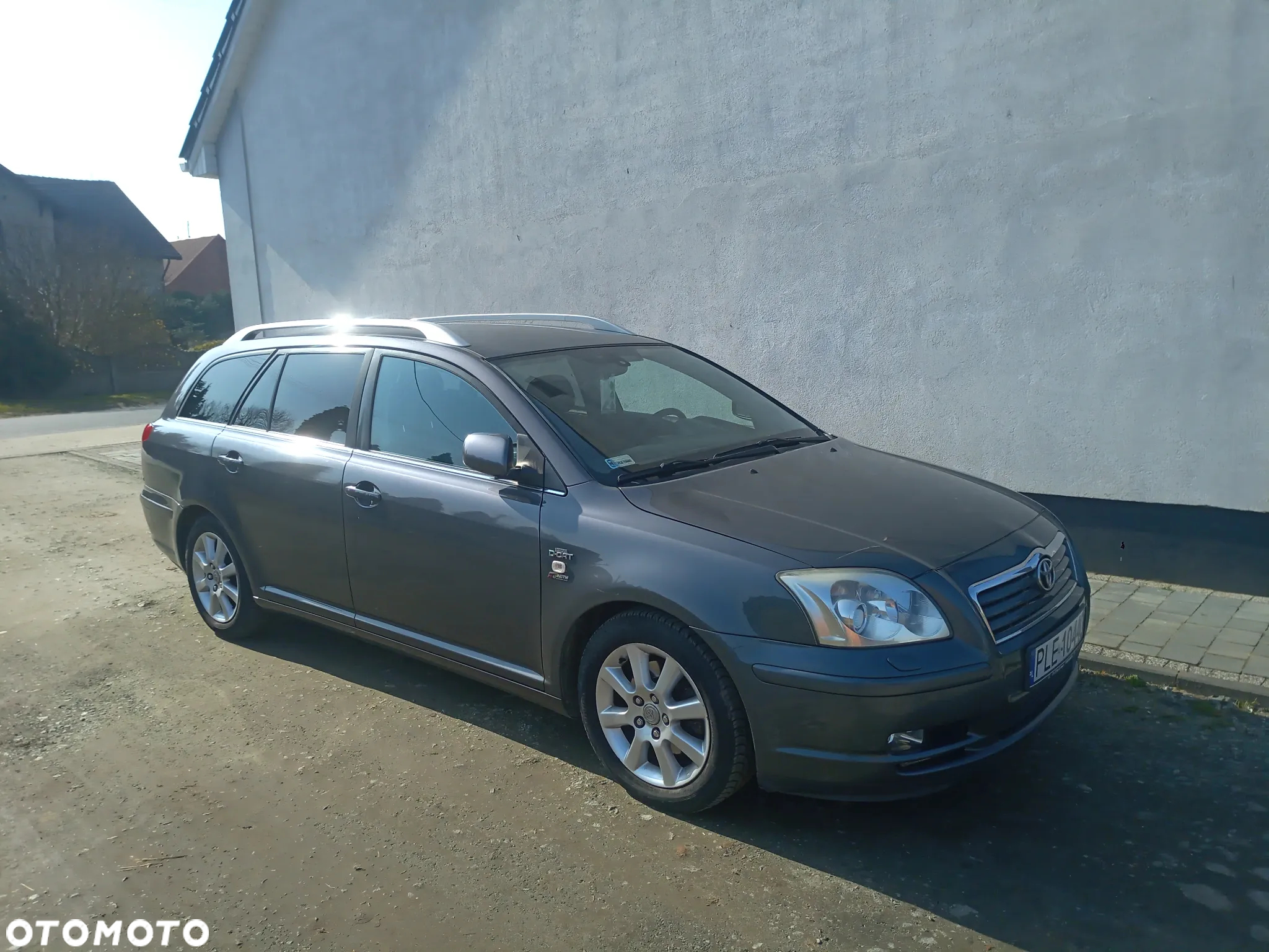 Toyota Avensis - 3