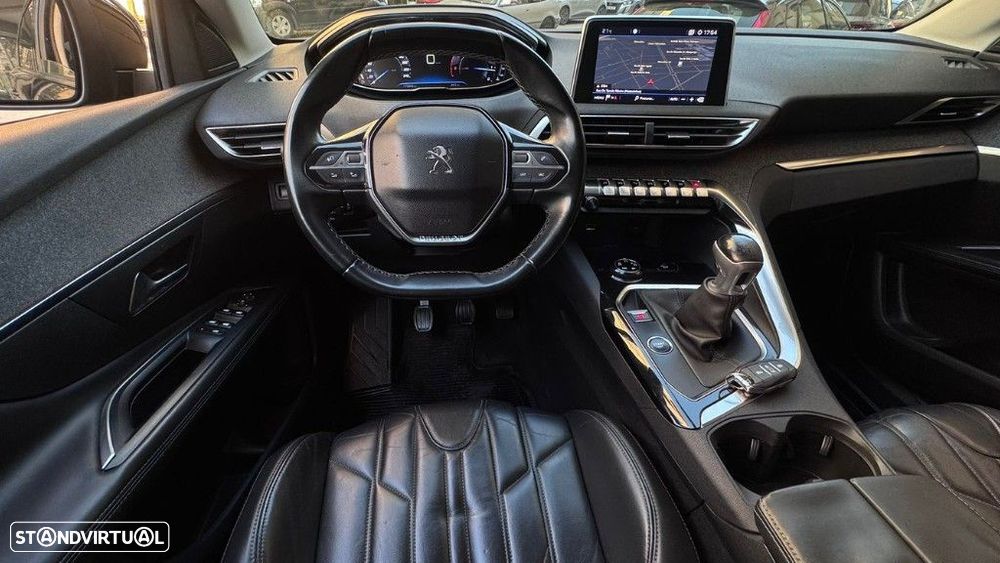 Peugeot 5008 1.5 BlueHDi Allure - 17