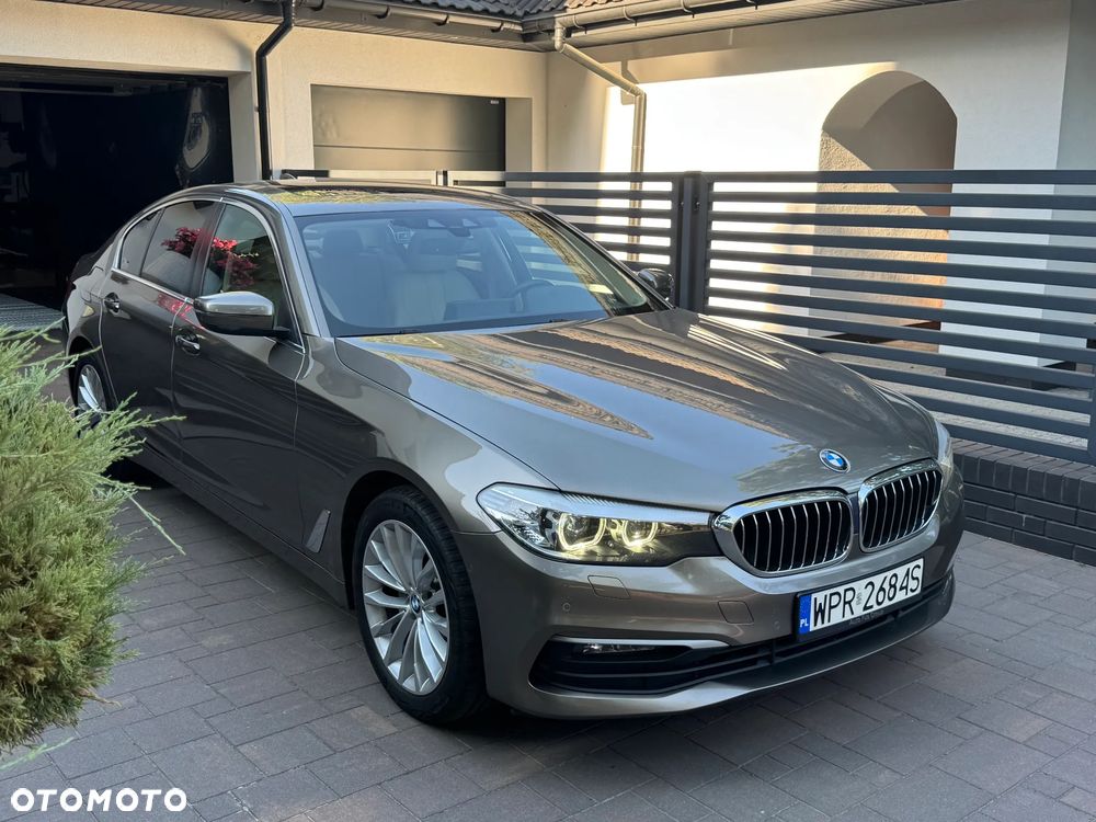 BMW Seria 5 520d xDrive Luxury Line sport - 21