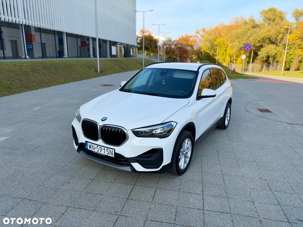 BMW X1 sDrive18i - 13