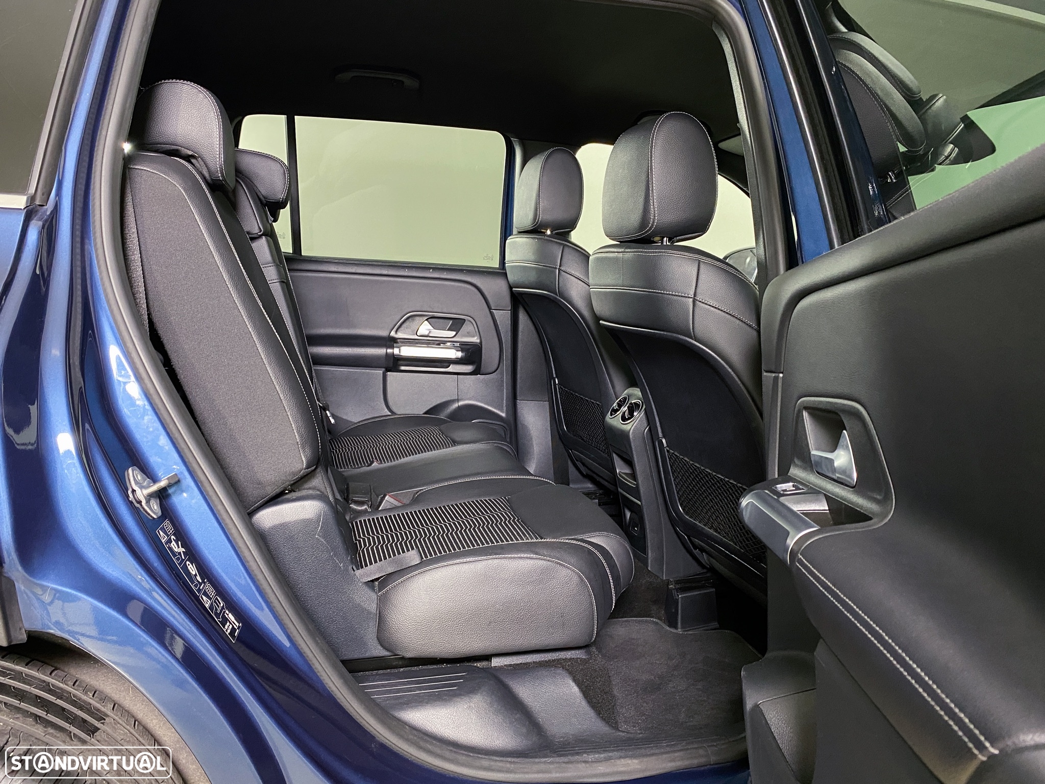 Mercedes-Benz GLB 180 d Progressive - 18