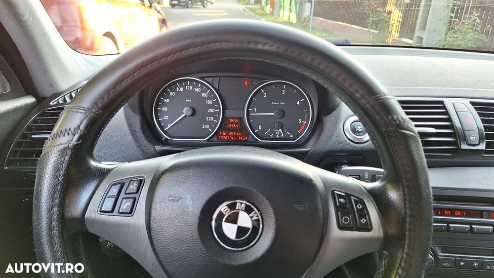 BMW Seria 1 118d - 6
