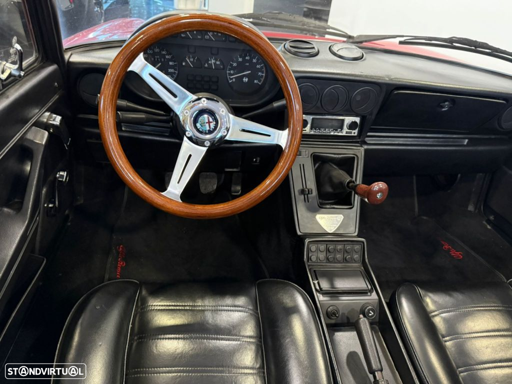 Alfa Romeo Spider 1.6 - 8