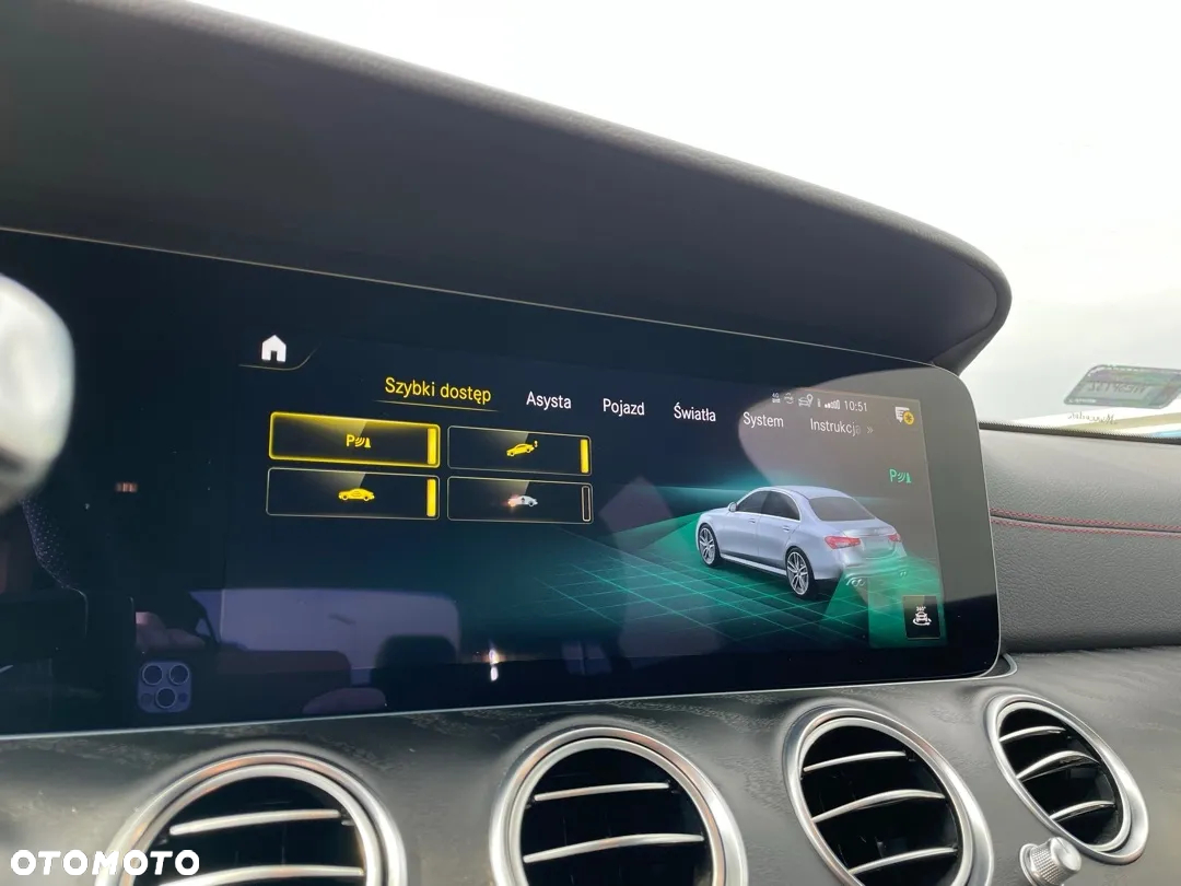 Mercedes-Benz Klasa E AMG 53 4-Matic+ - 32