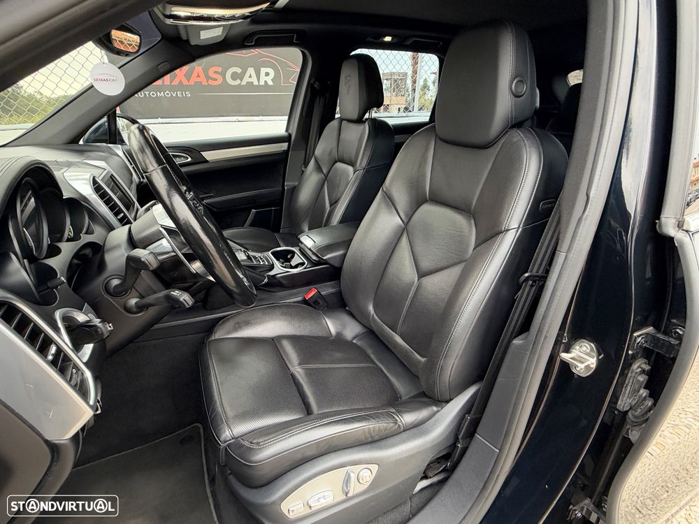 Porsche Cayenne - 9
