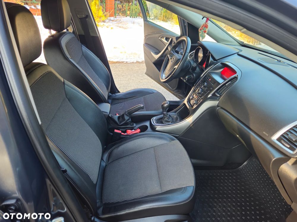 Opel Astra 1.7 CDTI Executive - 6