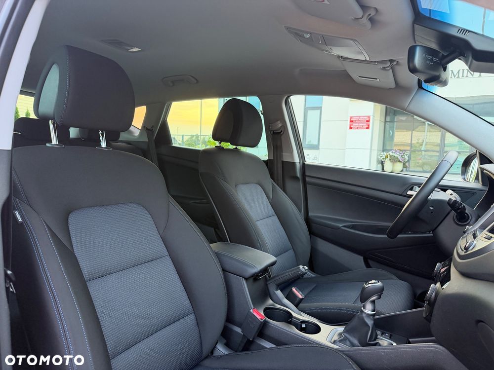 Hyundai Tucson 1.6 GDI BlueDrive Design 2WD - 31