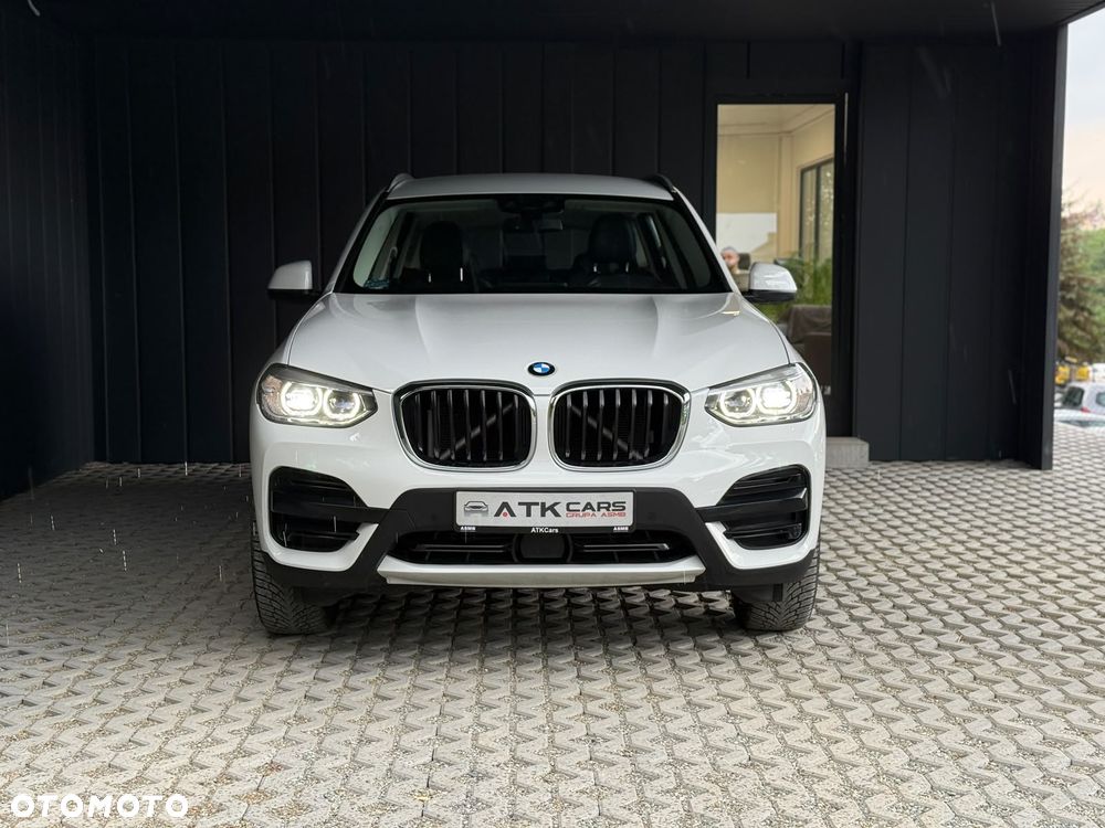 BMW X3 xDrive20i GPF Advantage - 3