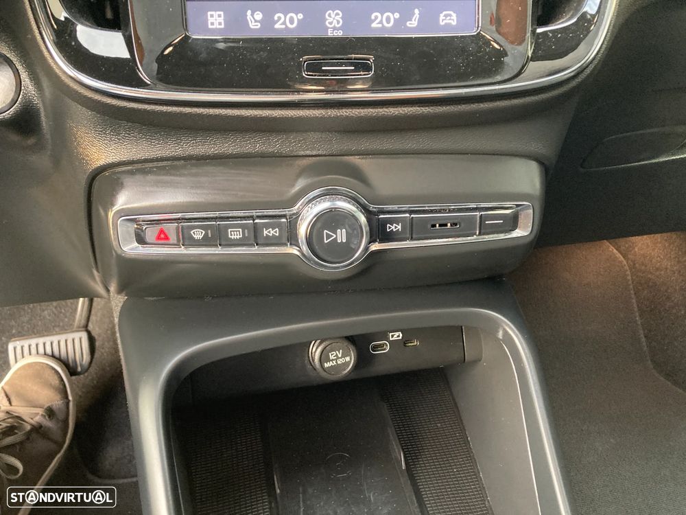 Volvo C40 Recharge Core - 30