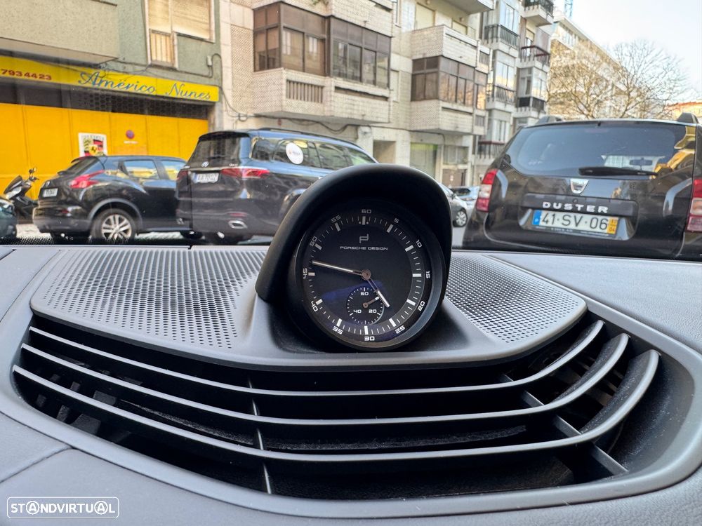 Porsche Taycan Sport Turismo GTS - 4