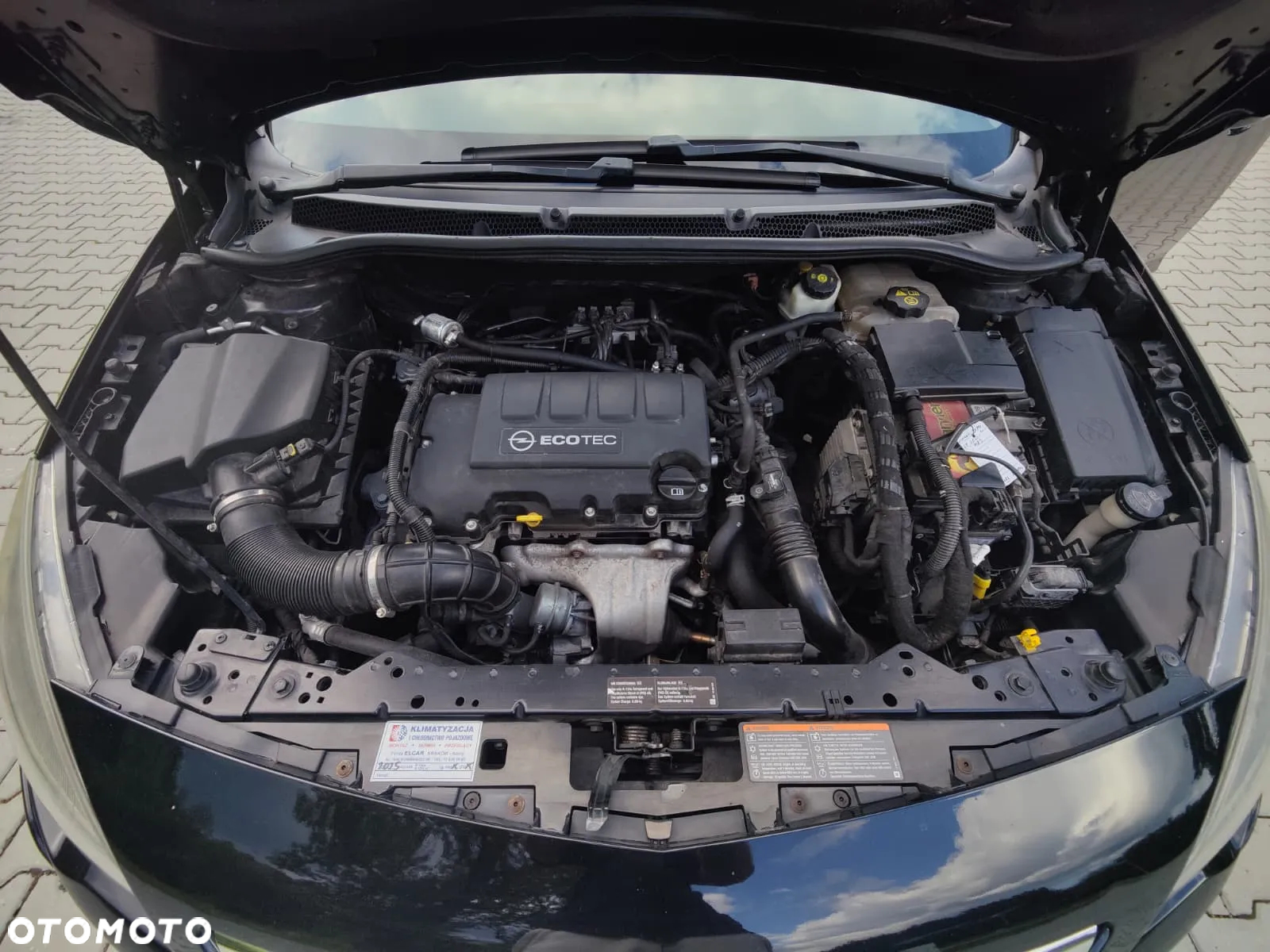 Opel Astra IV 1.4 T Sport - 14