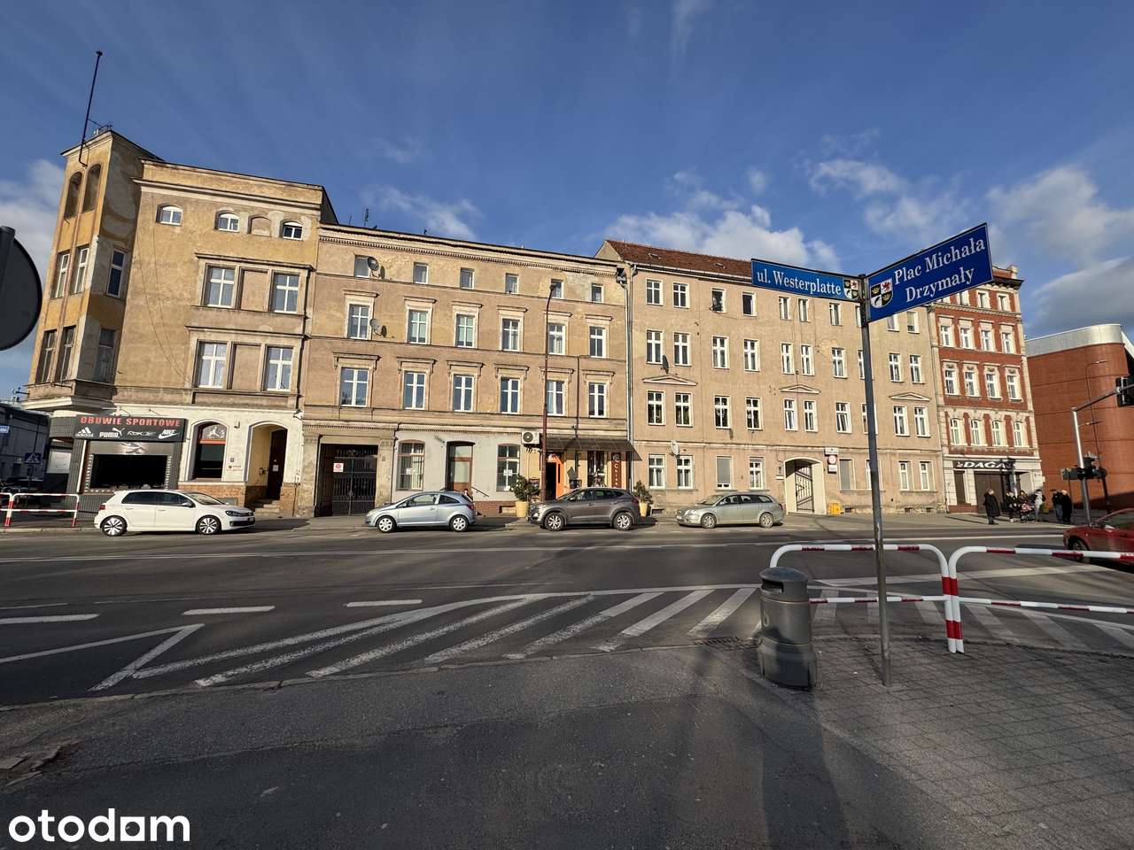 Mieszkanie podzielone na 2 kawalerki | Świdnica ul. Westerplatte